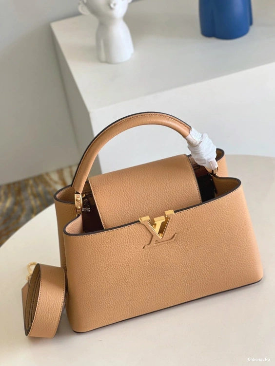 CAPUCINES LOUIS VUITTON MM 1230